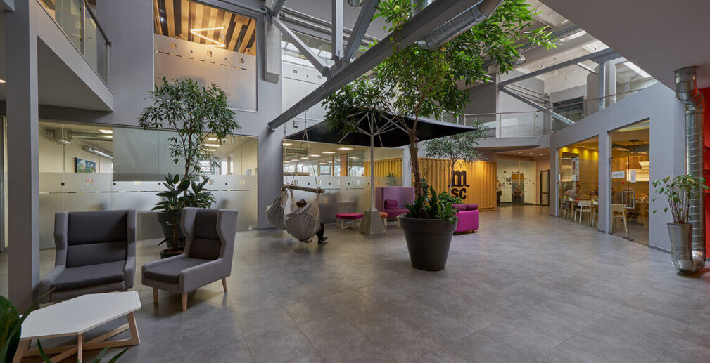 Indi Business Center